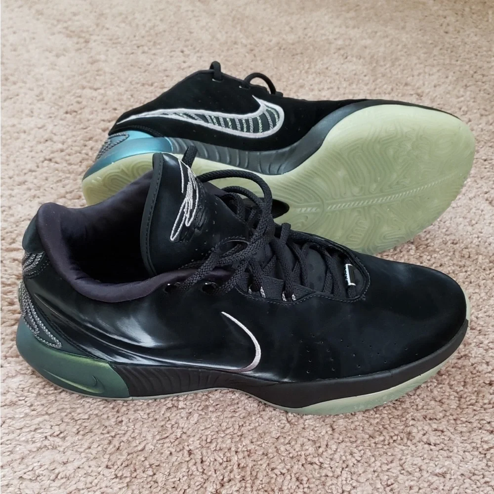 Nike LeBron XXI Black / MTLC Pewter-Iron Grey Men’s Size 13 Sneakers - Picture 2 of 11